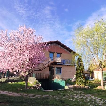 Albergue De Peregrinos Casa FlorMurias de Rechivaldo エクステリア 写真