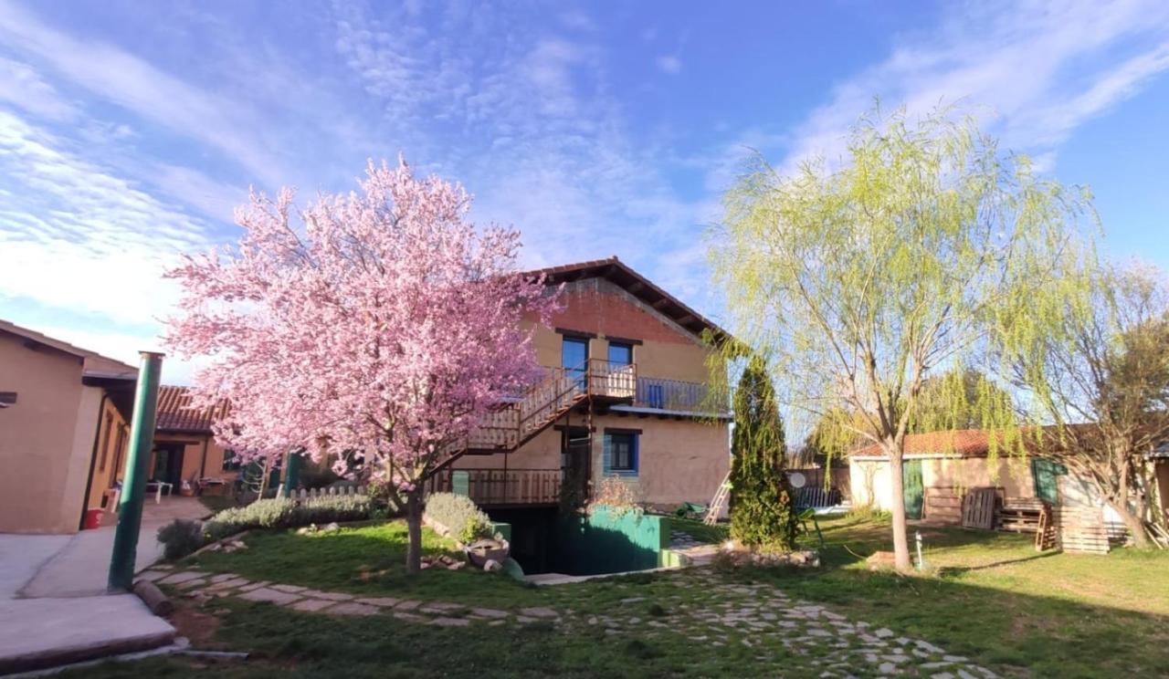 Albergue De Peregrinos Casa FlorMurias de Rechivaldo エクステリア 写真