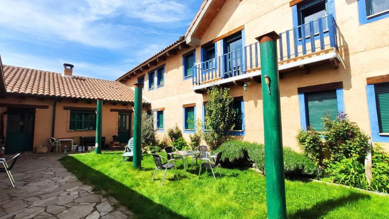 Albergue De Peregrinos Casa FlorMurias de Rechivaldo エクステリア 写真